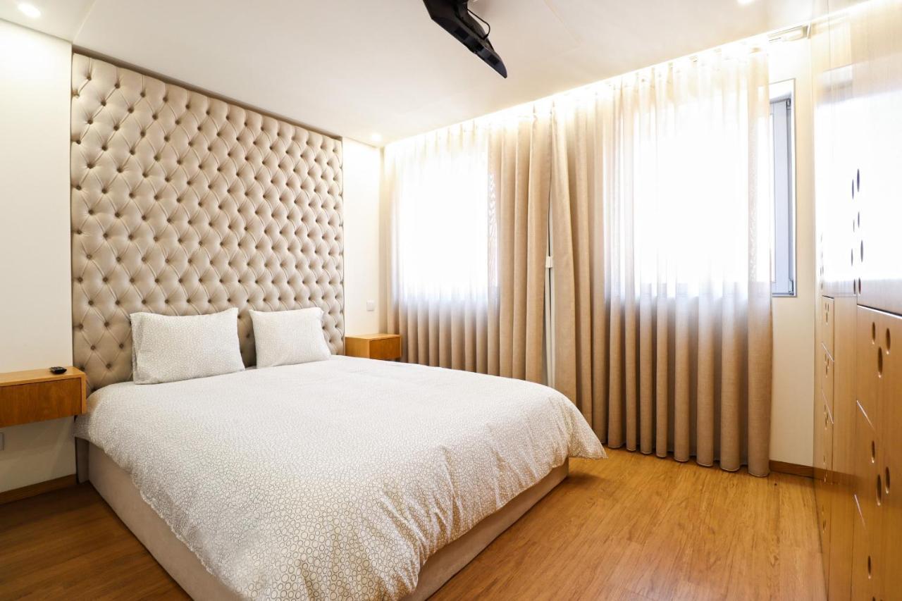 Ribeira Riverhouse - City Centre Duplex With Terrace فيانا دو كاستيلو المظهر الخارجي الصورة